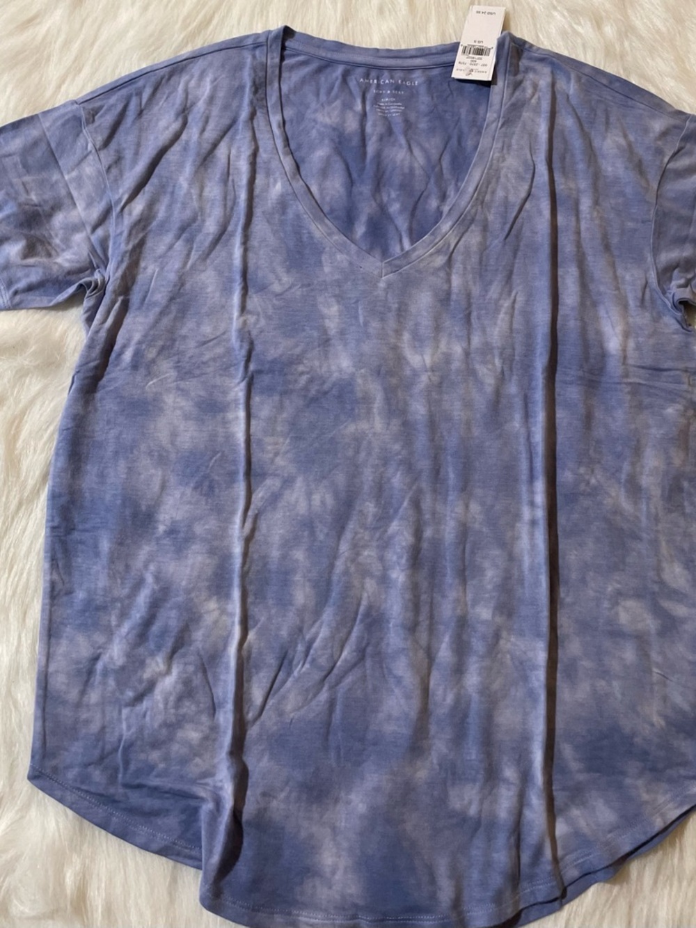 American Eagle Outfitters Women's Tie-Dye V-Neck Tee